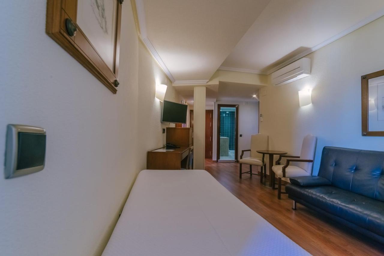 Torreluz Apartamentos Almería Zewnętrze zdjęcie