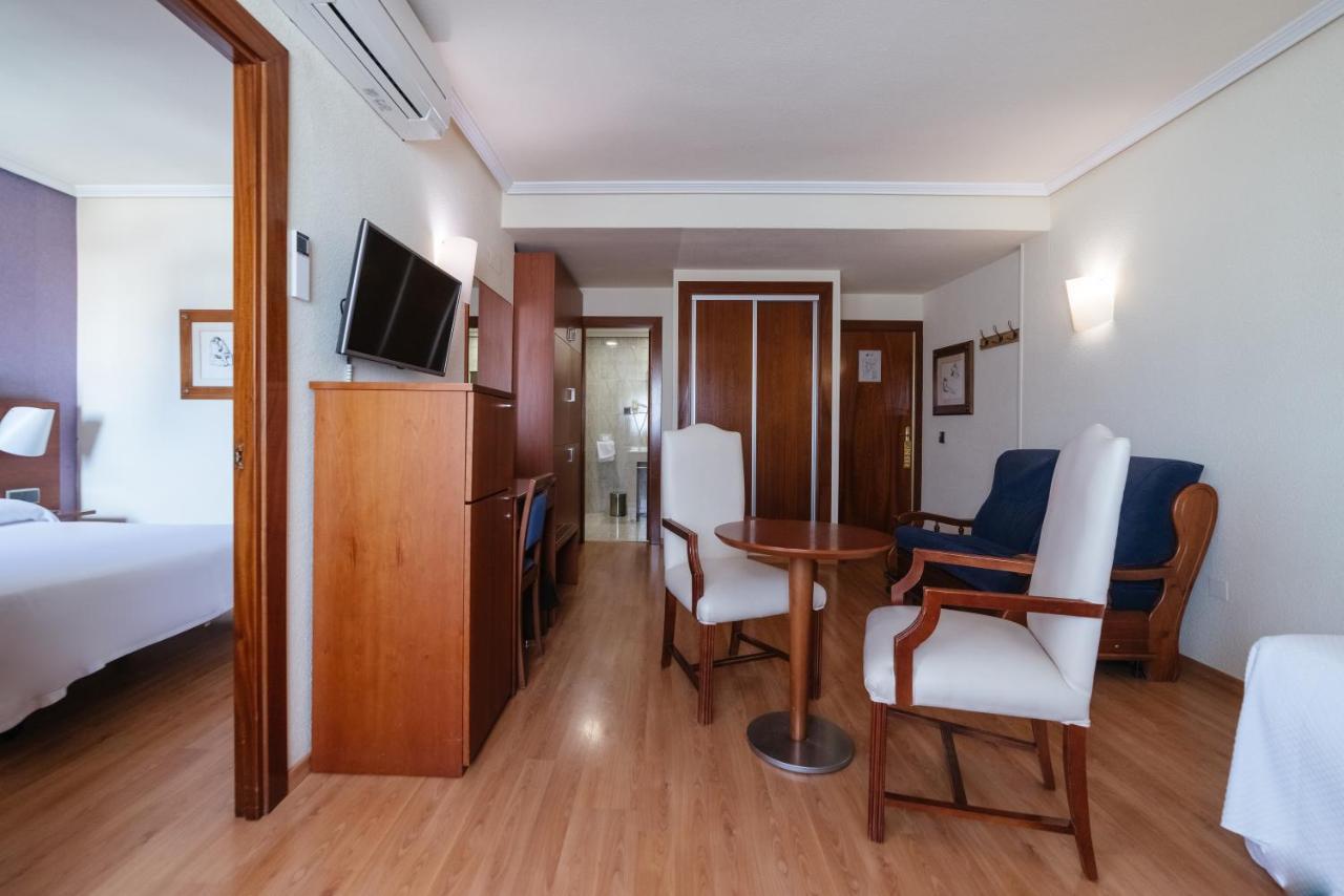Torreluz Apartamentos Almería Zewnętrze zdjęcie